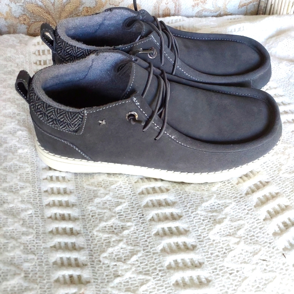 Bruno Marc Men's sz 7